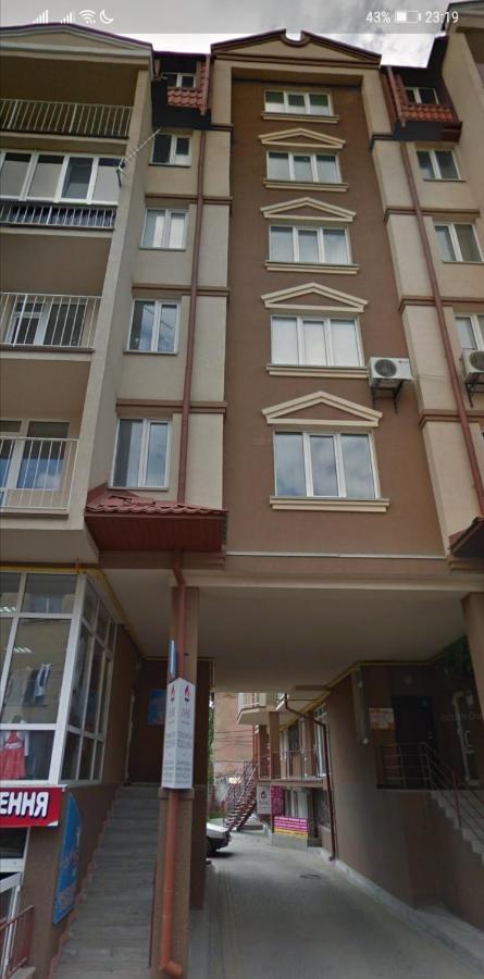 В Самому центрі міста, 3 хв ходьби до ЖД вокзалу Тернопіль Екстер'єр фото